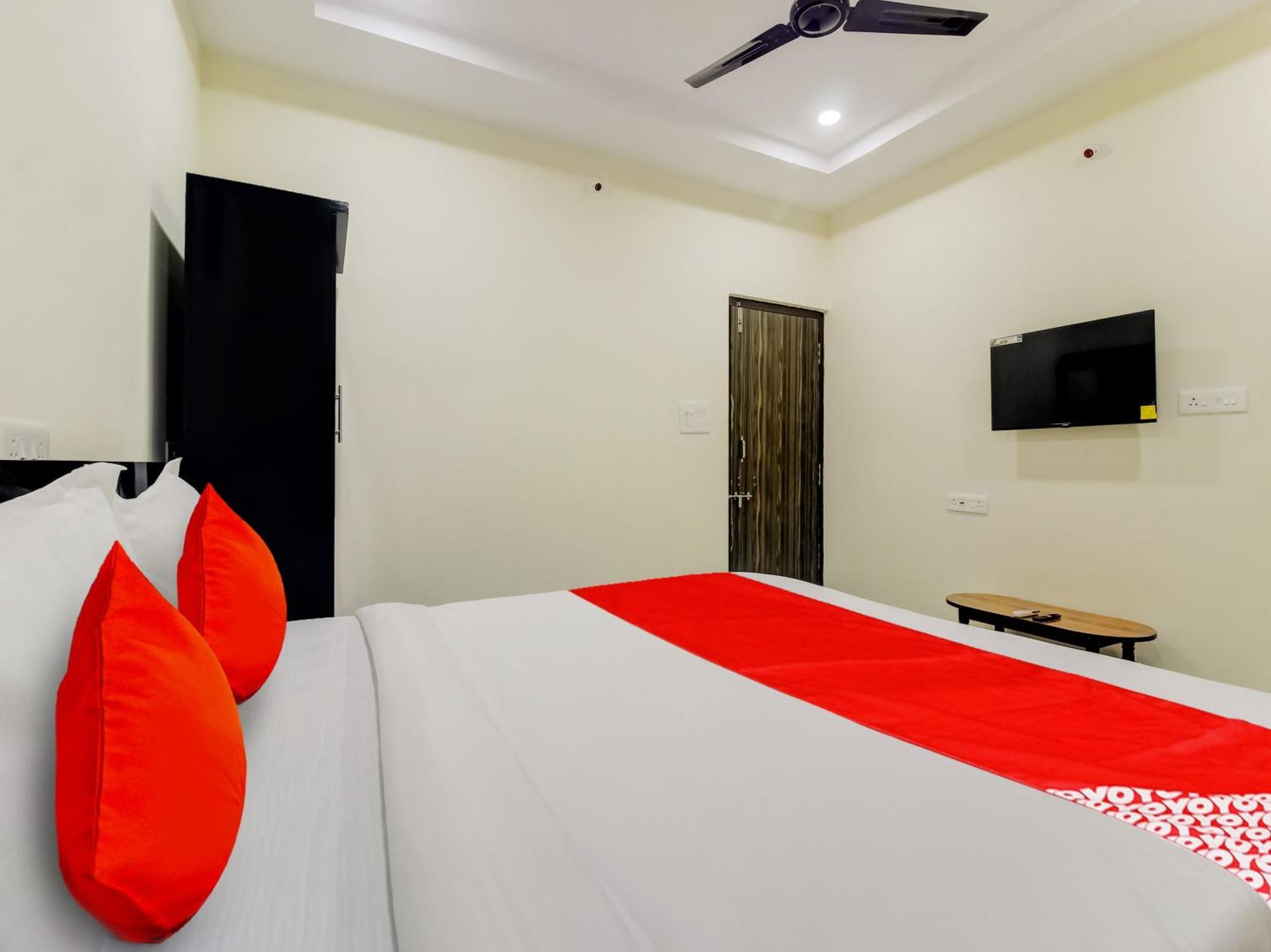 Super Hotel O Sri Nirvana Pride Ibrahimpatan Exterior foto
